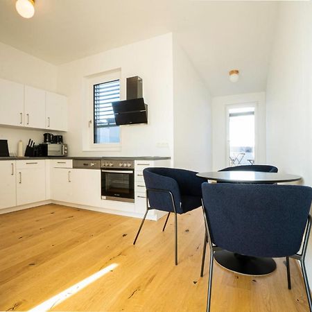 Orestaliving - Penthouse In 2Nd District With View Bécs Kültér fotó
