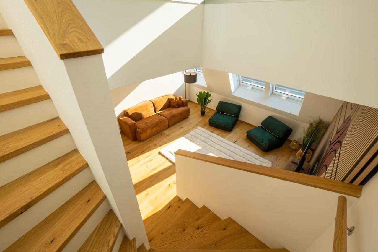 Orestaliving - Penthouse In 2Nd District With View Bécs Kültér fotó